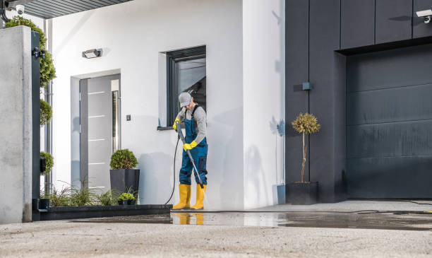 Professional Pressure Washing Services in Pebble Creek, FL